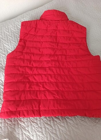 xl Beden kırmızı Renk Yelek yeni kullanılmadı