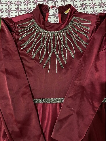 l Beden bordo Renk Abiye