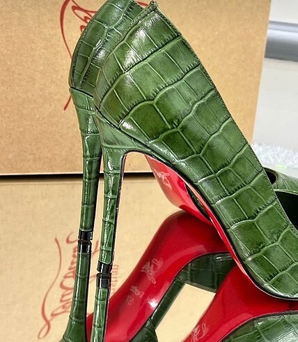 universal Beden yeşil Renk Louboutin ayakkabı