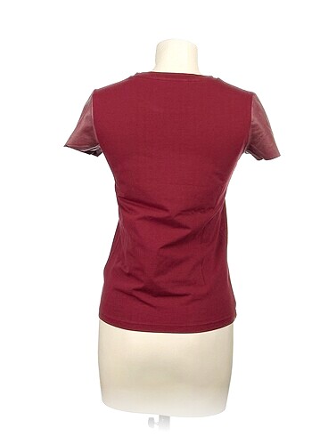 xs Beden Tommy Hilfiger T-shirt %70 İndirimli.