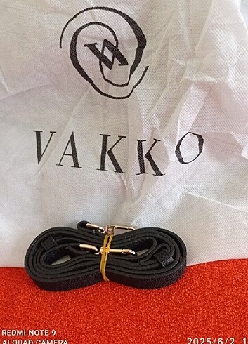  Beden Vakko mini kol çantası 