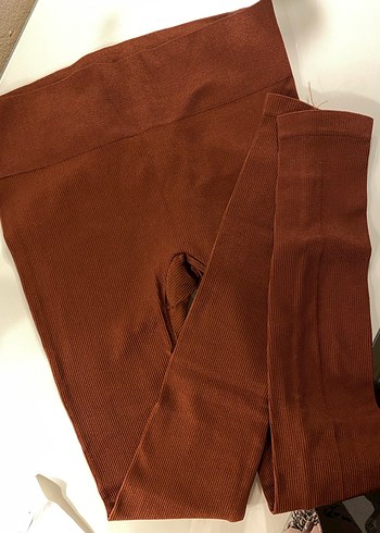 Kahverengi Kadın Midi Tayt ve Atlet Takımı - Görsel 5