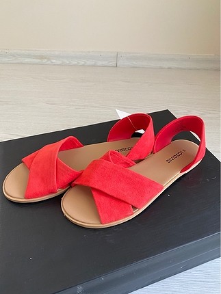 H&M Nar Çiçeği Sandalet