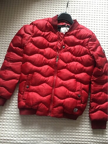 Moncler Kırmızı Spor Mont s ve l beden ikili