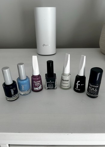 7 adet çeşitli renklerde ojeler