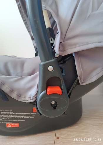 Mavi Bebek Yürüteci ve Gri Bebek Taşıyıcı - Görsel 3