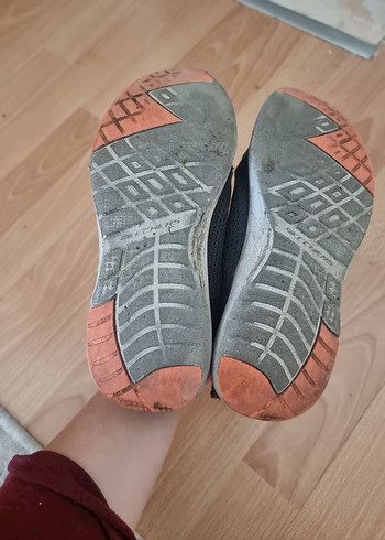 33 Beden Skechers Erkek Çocuk Gri Spor Ayakkabı