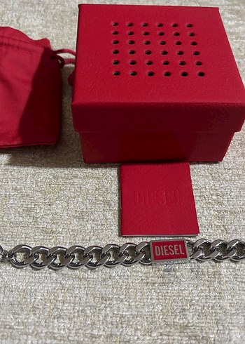 Diesel Erkek Kırmızı Çelik Zincir Bileklik - Görsel 3