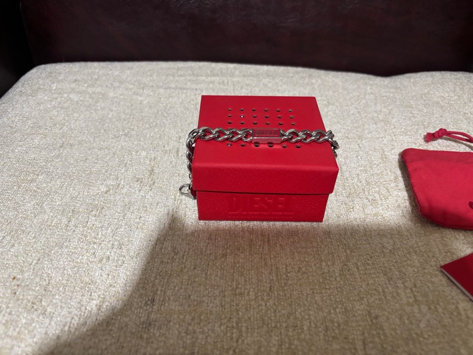 Diesel Erkek Kırmızı Çelik Zincir Bileklik - Görsel 4