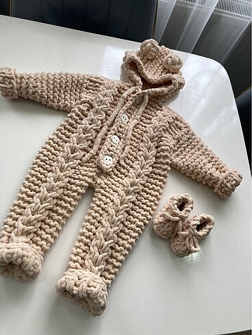 9-12 Ay Beden Puffy bebek tulumu