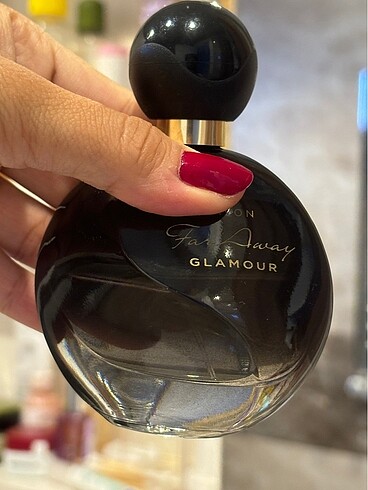 Avon far away glamour