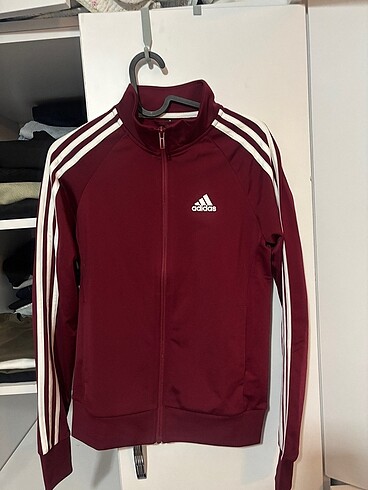 Adidas bordo çizgili hırka