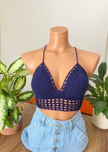 Bershka örgü crop büstiyer