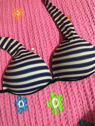 36 beden çizgili bikini üstü