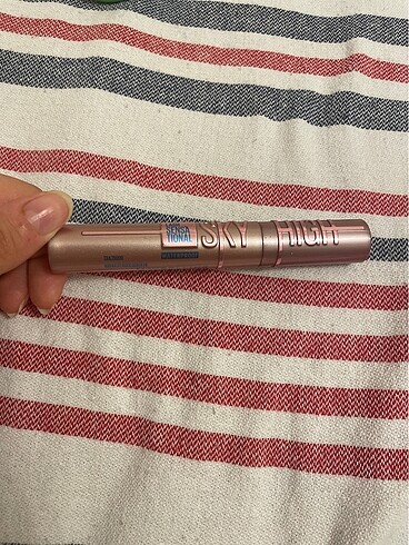  Beden Maybelline maskara