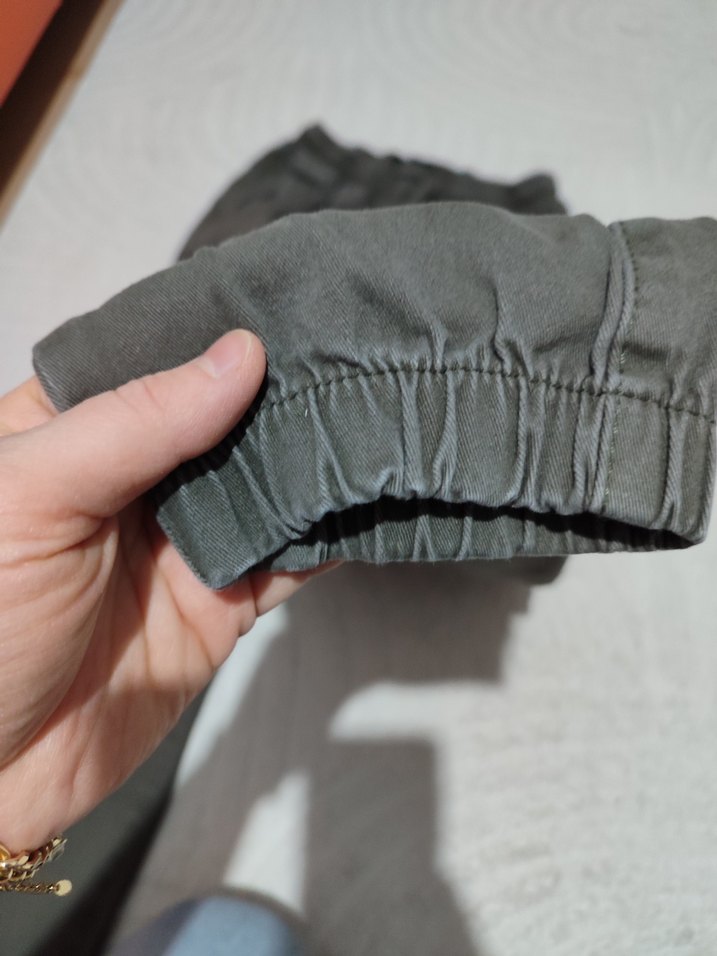 Erkek Çocuk haki renk Bol Kesim Kemerli Pantolon - Görsel 2