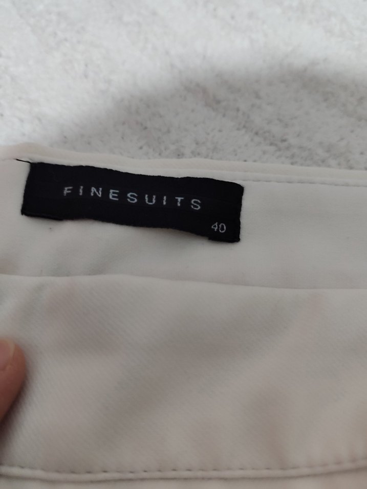 Düğmeli Beyaz Kumaş Kadın Pantolon - Görsel 2