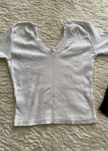 Kısa Kollu Beyaz ve Siyah kısa kollu badi - Görsel 2