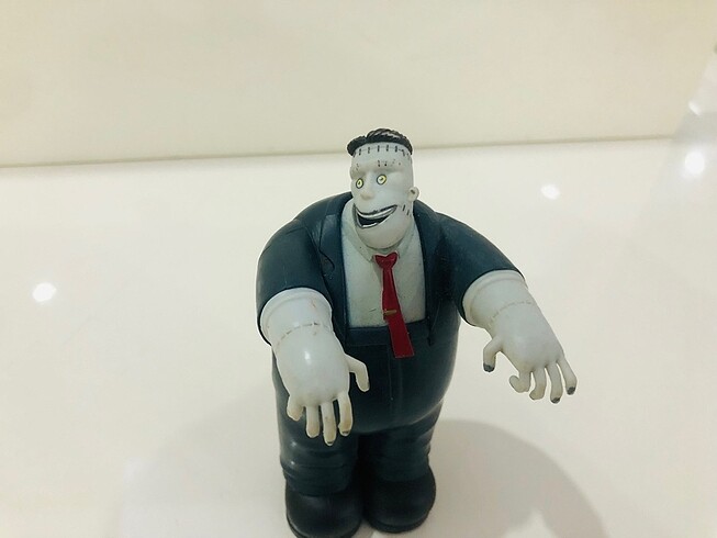  Beden Frankenstein figür