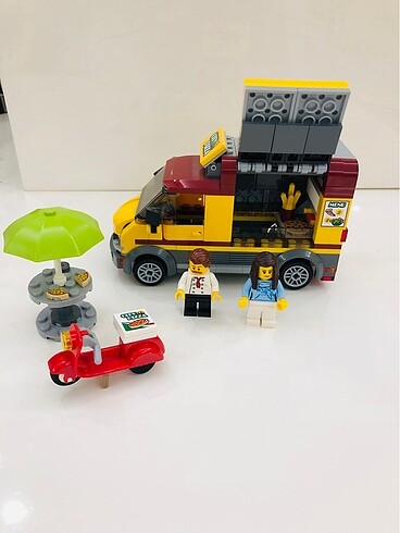 Lego City 60150 pizzacı