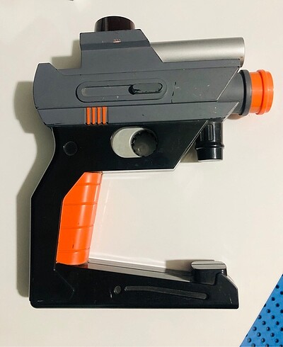 Action man ATOM tabanca