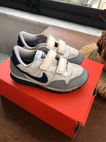 Çoçuk Nike spor ayakkabı