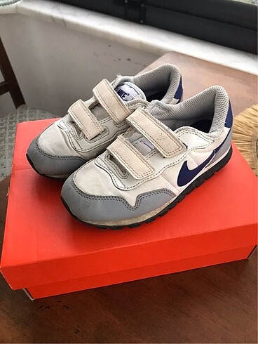 Nike Çoçuk Nike spor ayakkabı