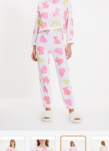 Tavşan desenli pijama takımı