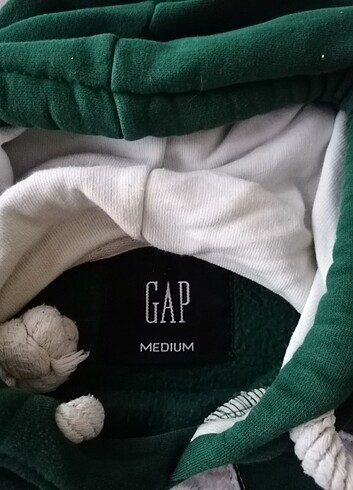 Gap Sweat