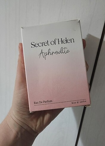 Beden Secret of helen afrodizyak etkili parfüm ve krem
