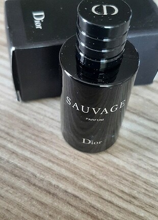 Sauvage Dior 10 ml erkek parfumu