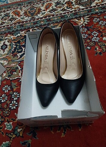 Alında stiletto tam kalıp 37 numara
