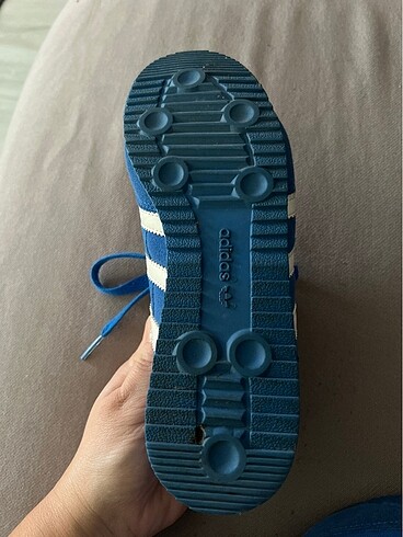 35 Beden Adidas spor ayakkabı