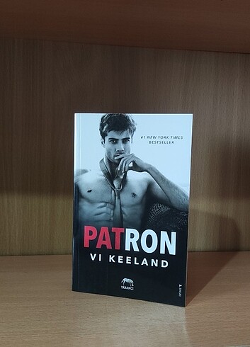 VI KEELAND Patron 