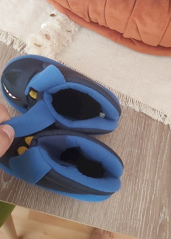 Erkek Çocuk Mavi Nakışlı Sıcak Ev Terliği - Görsel 5