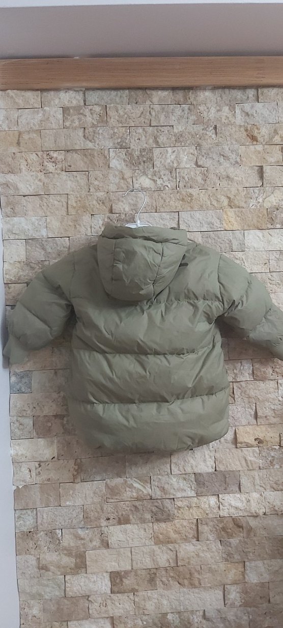 Kapüşonlu Düğmeli Erkek Çocuk Kabanı - Görsel 3