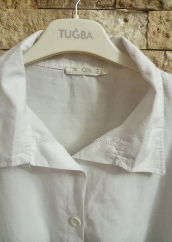 Düğmeli Uzun Kollu Beyaz Kısa Gömlek - Görsel 3