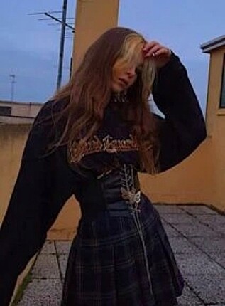 Kelebek ve Zincir Detaylı Korse Kemer