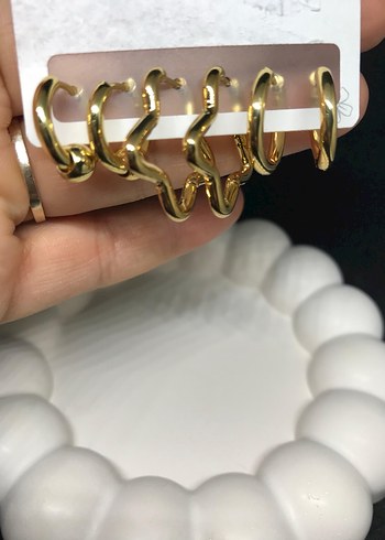 Zincir Detaylı Altın Mini Küpe Seti - Görsel 5