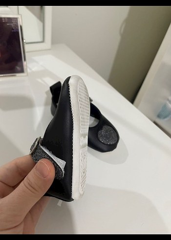 Kız Çocuk Siyah Tokalı Babet Ayakkabı - Görsel 3