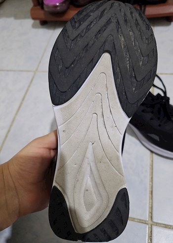 Pembe Desenli Siyah Bağcıklı Kadın Spor Ayakkabı - Görsel 4