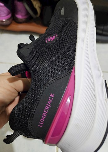 Pembe Desenli Siyah Bağcıklı Kadın Spor Ayakkabı - Görsel 2