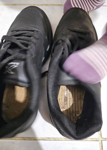 Siyah Bağcıklı Kadın Spor Ayakkabısı - Görsel 3