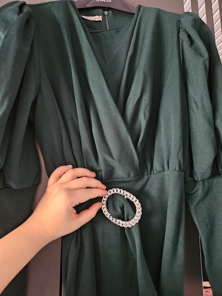 Kemerli Uzun Yeşil V Yaka Elbise - Görsel 3