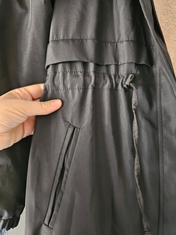 Siyah Uzun Fermuarlı Kadın Mont - Görsel 4