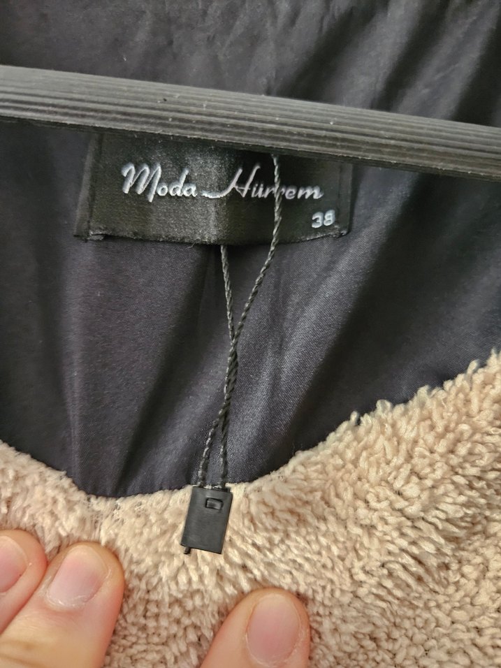 Siyah Uzun Fermuarlı Kadın Mont - Görsel 3