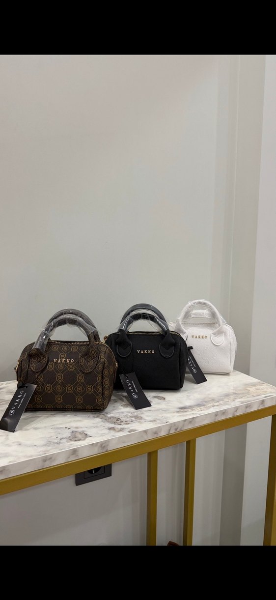 Vakko Siyah Zincir Detaylı Kadın Çanta - Görsel 2