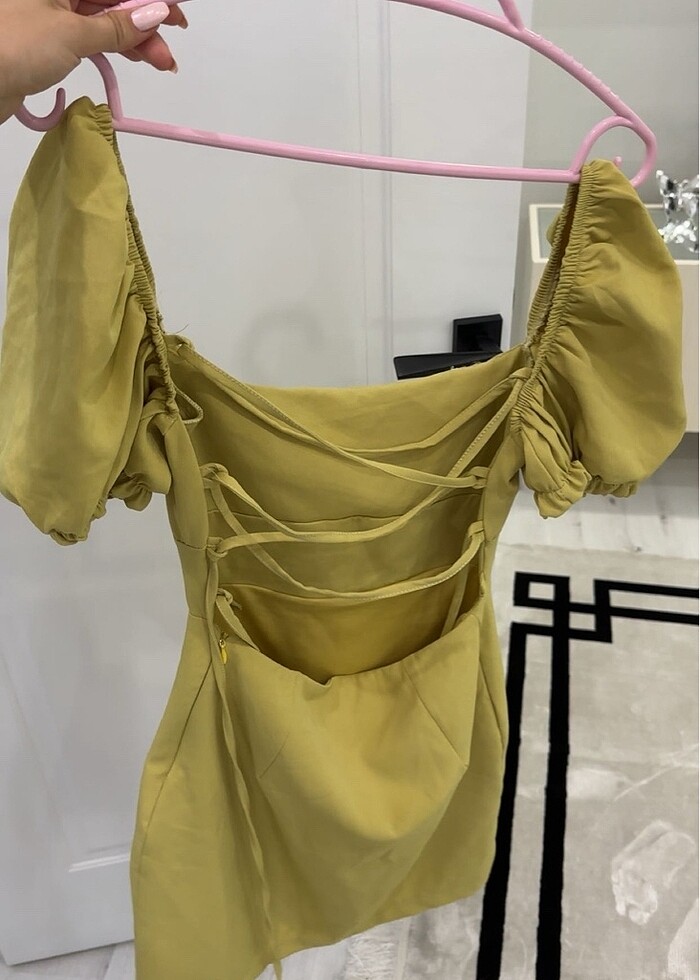 zara sırt dekolteli mini elbise - Görsel 3