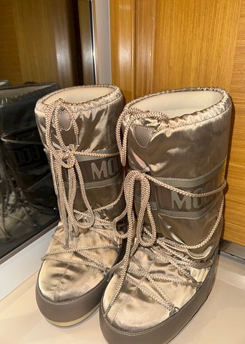 Moon Boot  37