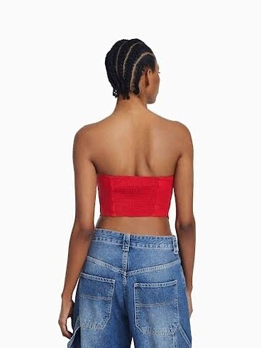 m Beden kırmızı Renk Bershka Straplez Üst